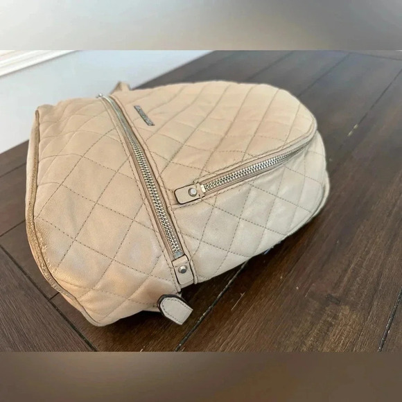 Michael Kors quilted backpack - Picture 6 of 15
